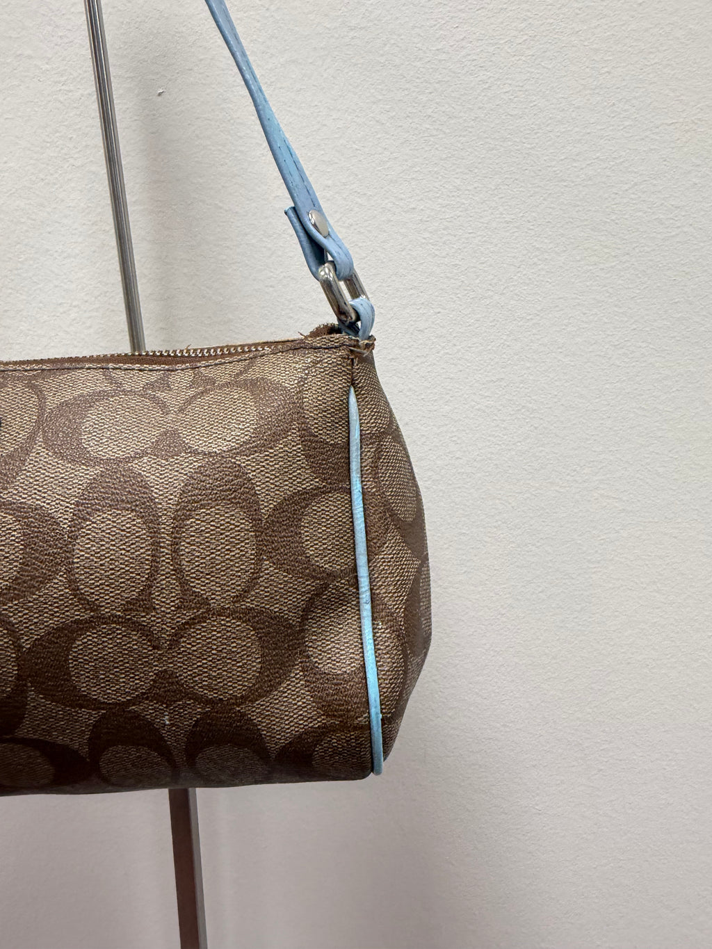 Coach Vintage signature small barrel bag