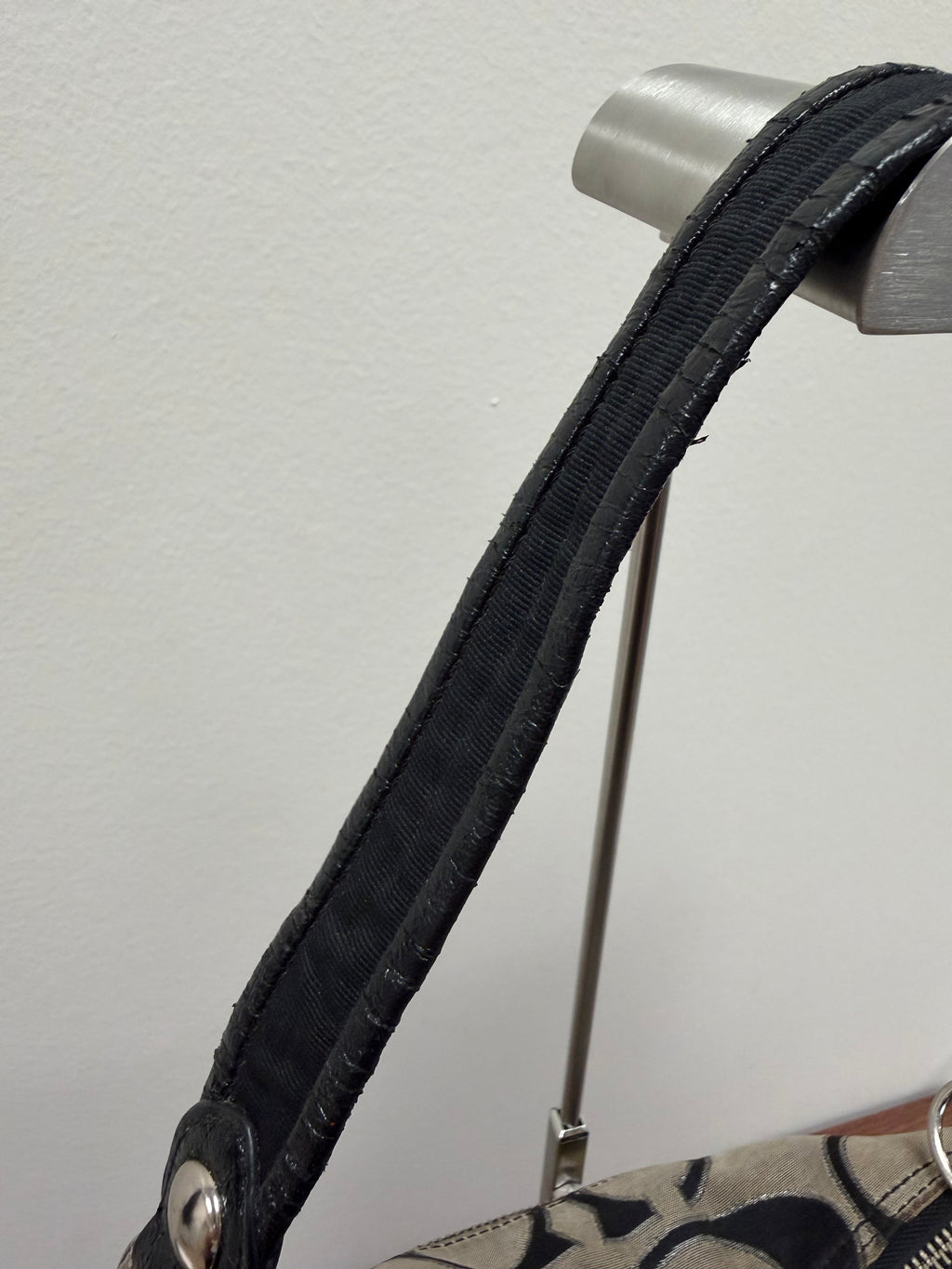 Coach Vintage signature hobo shoulder bag