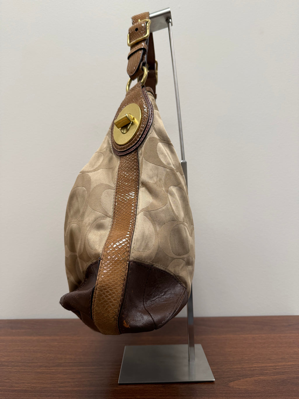 Coach Vintage signature Zoe hobo bag