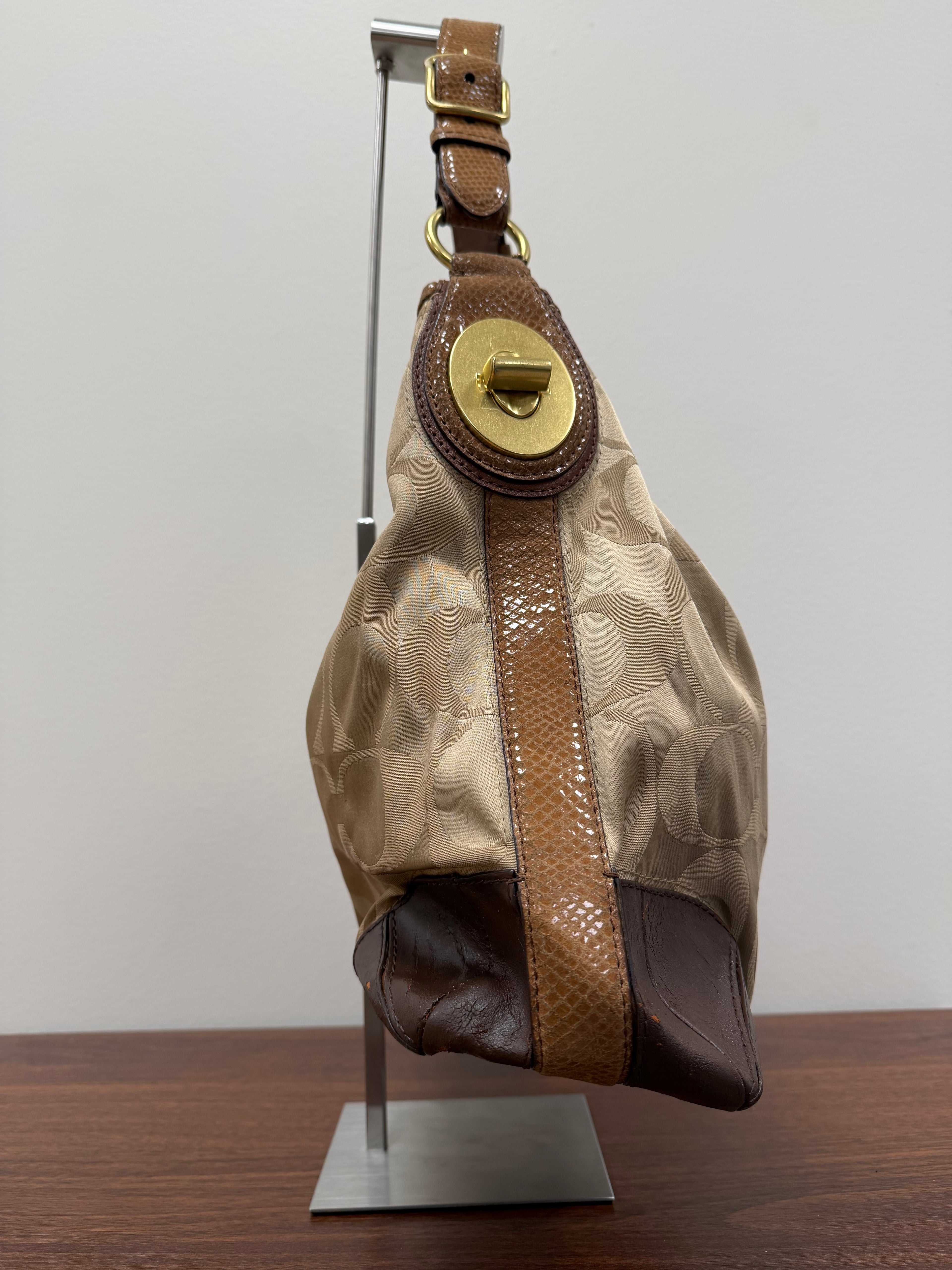 Coach Vintage signature Zoe hobo bag