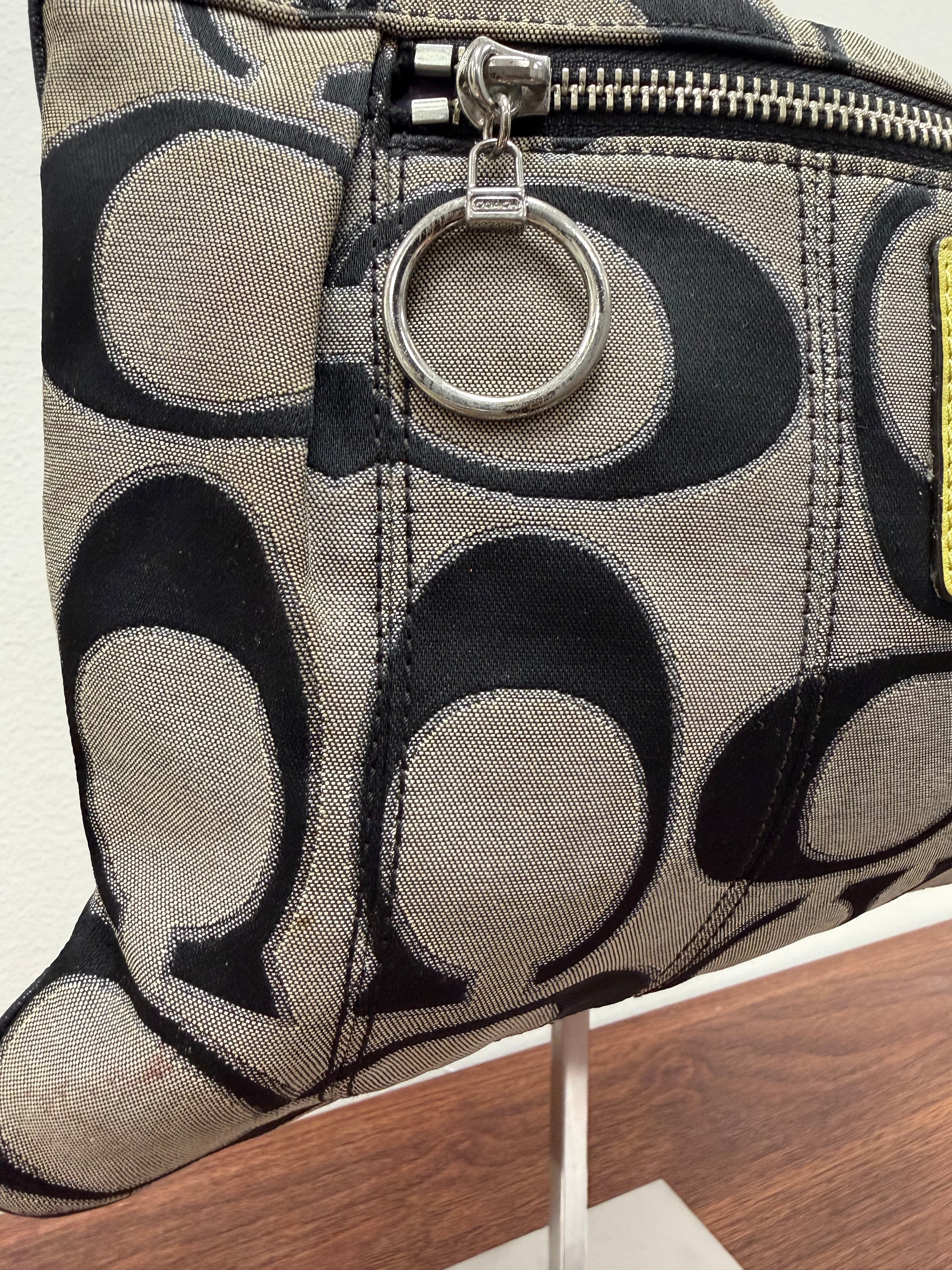 Coach Vintage signature hobo shoulder bag