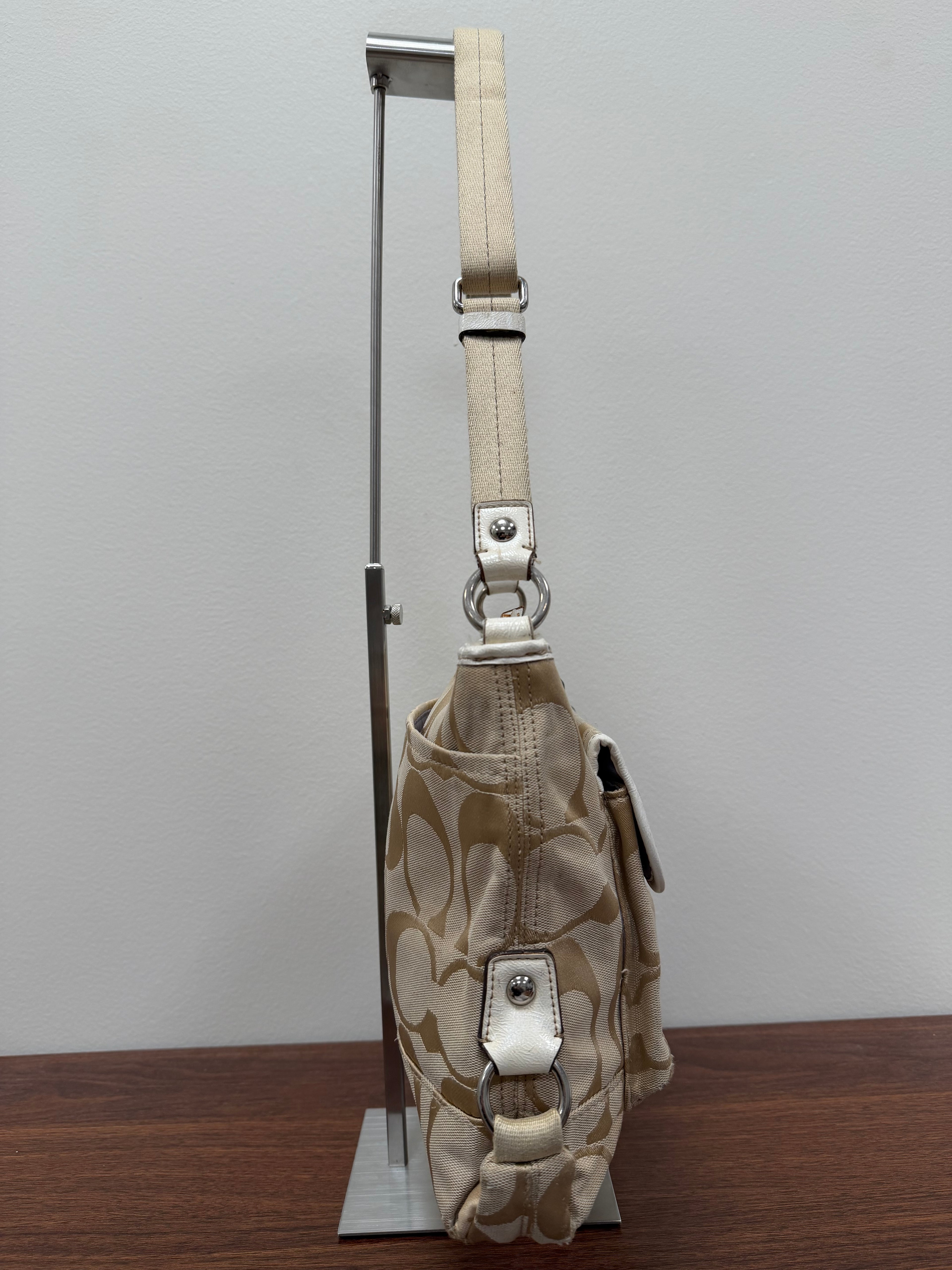 Coach Vintage signature hobo shoulder bag