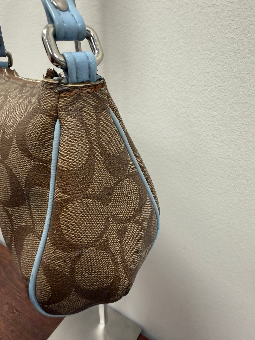 Coach Vintage signature small barrel bag